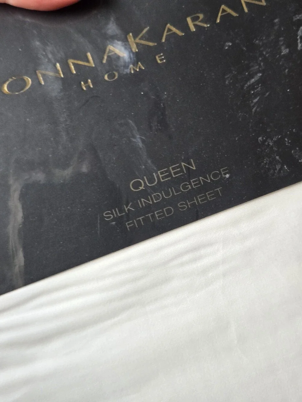 Donna Karan Collection Silk Indulgence Queen Fitted Sheet Ivory
